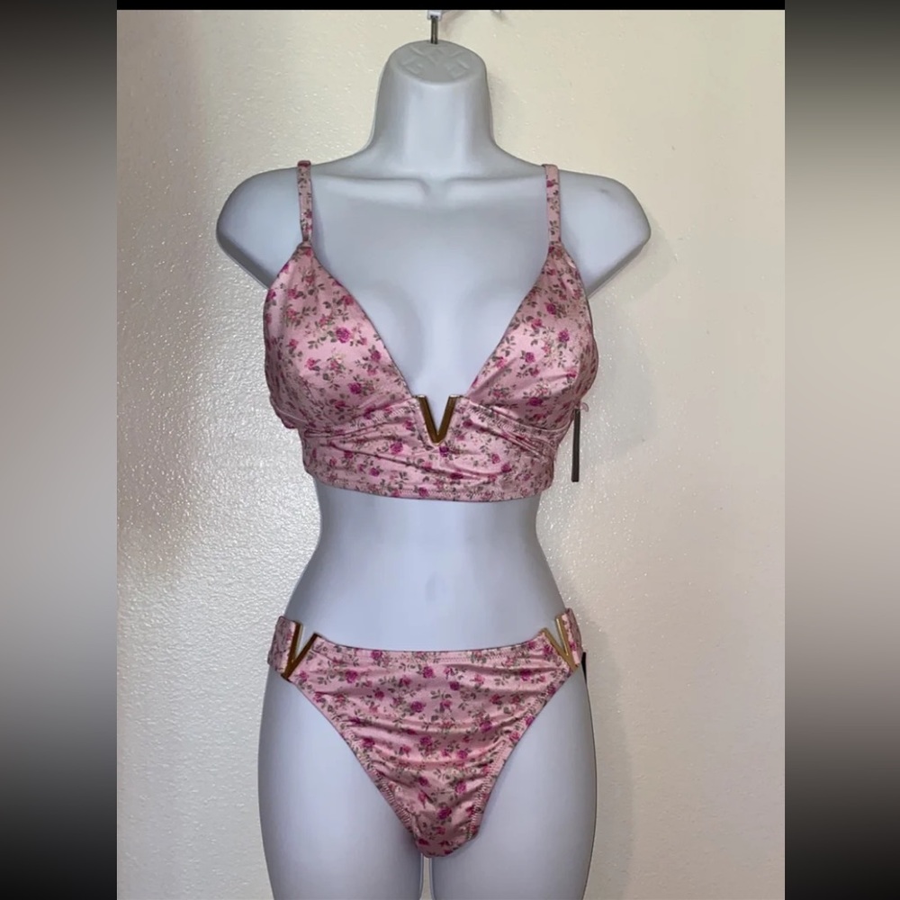 NWOT VS Bikini Set floral